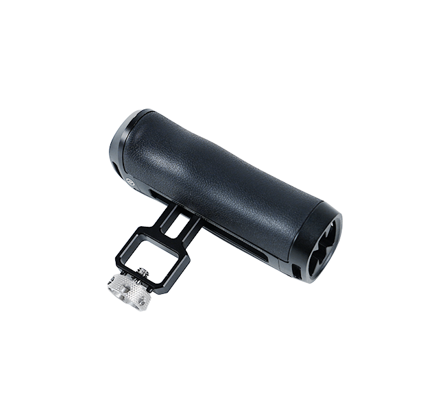 Poignée en aluminium montée sur le côté et en bas